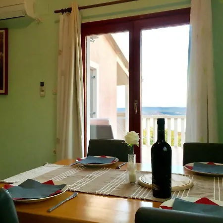 Lavender House Apartman Maslenica