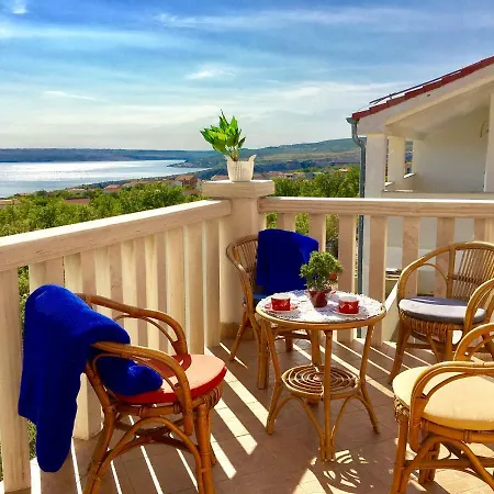 Lavender House Apartman